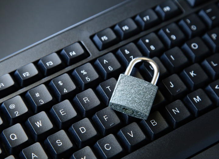 Cláusulas Cruciais em Contratos Empresariais e a Segurança de Dados