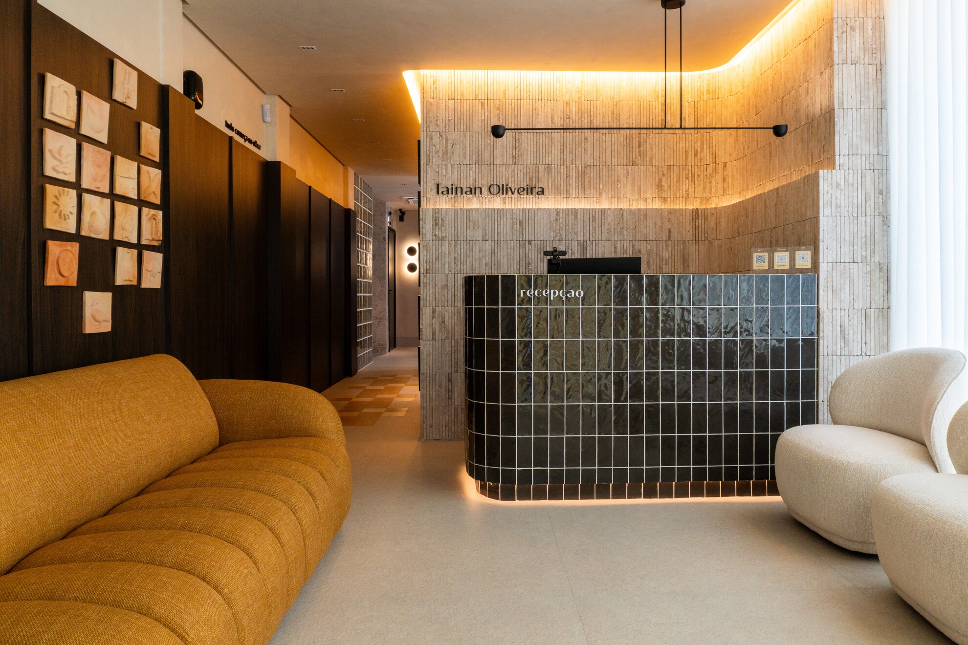 Clínica em Palmas com design que reflete a brasilidade